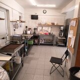 Sector 4, Aparatorii Patriei, vis-avis Auto Nesty 80 metri patrati